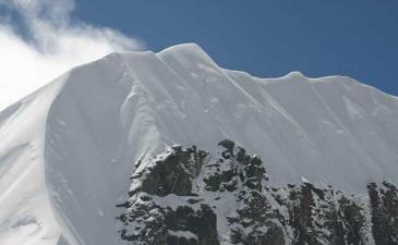 Tharpu Chuli Peak Climbing